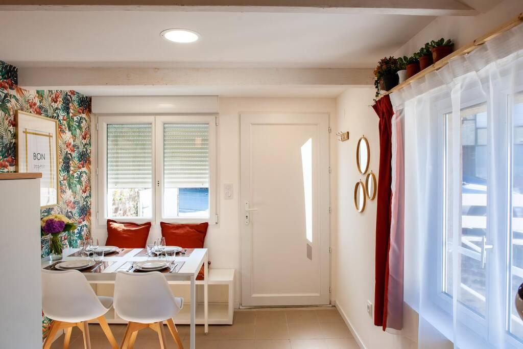 Le Cocoon - Appartement Dans Maison Du Xviieme Siecle Fougères Exteriér fotografie